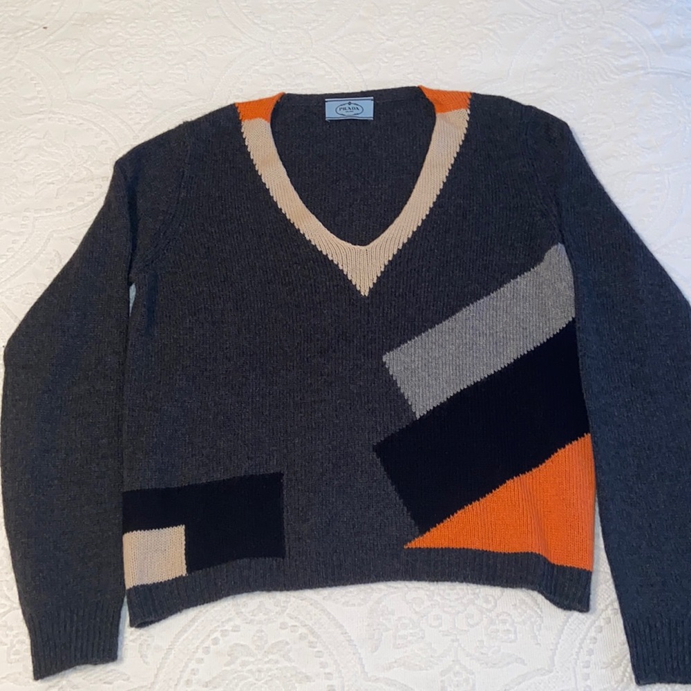Prada oversized cashmere v-neck  jumper sweater size Small